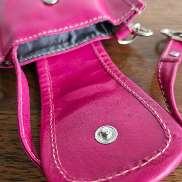 arte kuna Colombia Phone Wristlet Crossbody - Picture 2 of 4